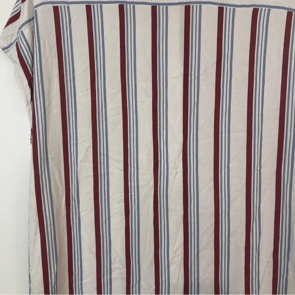 Bull and Bear Red White & Blue Tunic Button Down - Picture 8 of 10